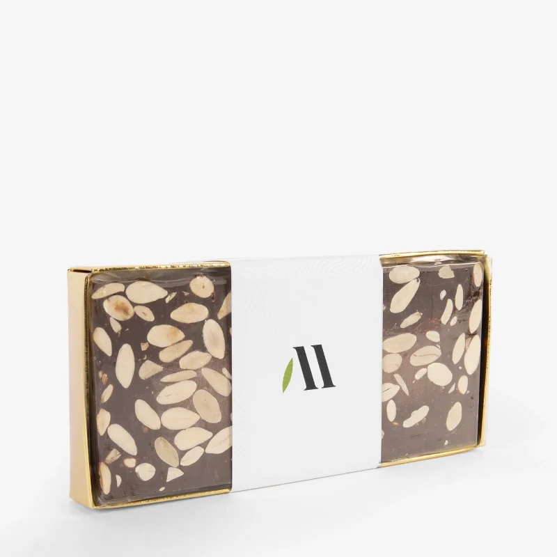 turron chocolate negro con almendra